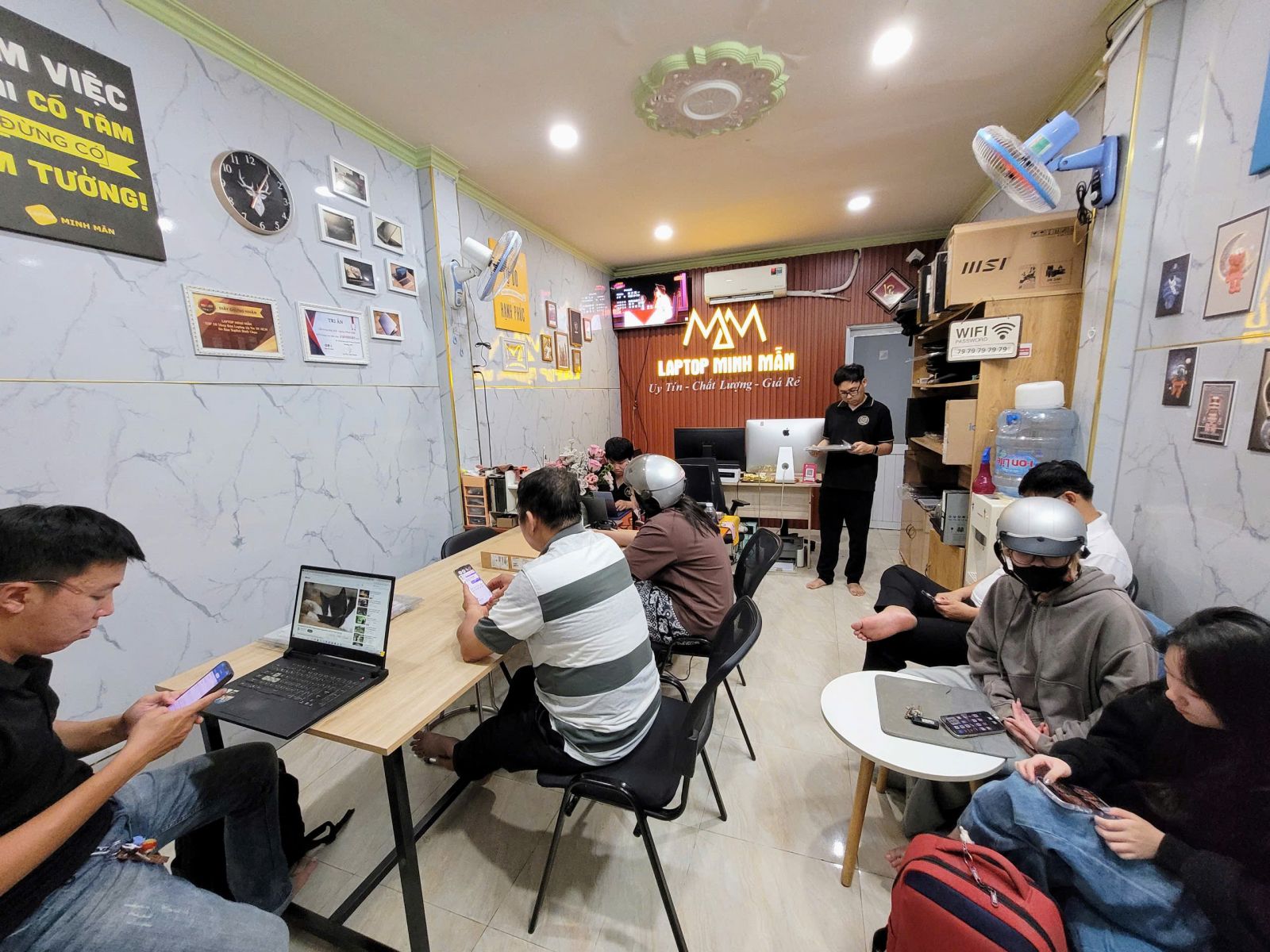 LAPTOP GAMING DƯỚI 10 TRIỆU ĐÁNG MUA 2025