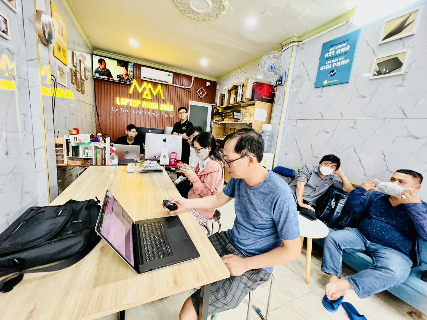 Laptop xách tay cũ giá rẻ