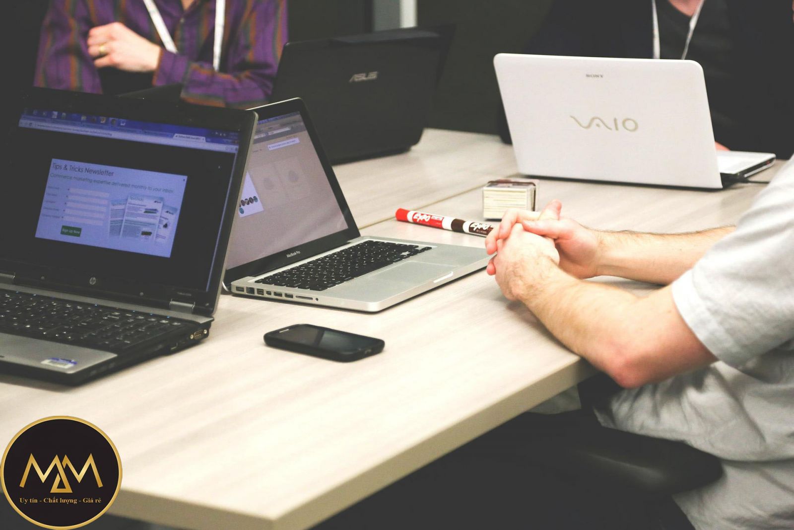 Trang web bán laptop xách tay giá rẻ