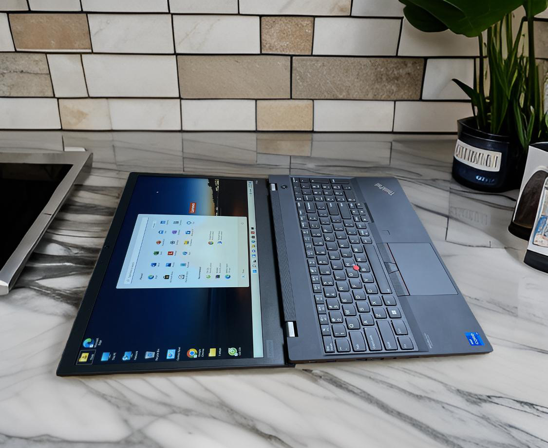 THINKPAD P15S GEN 2 i7 1185G7