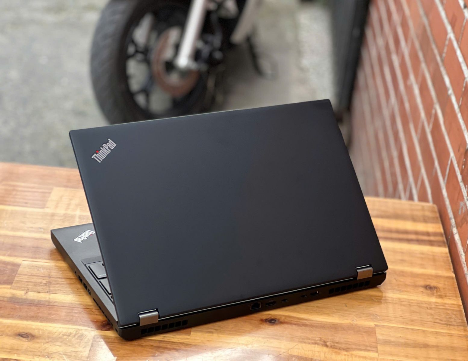 LENOVO THINKPAD P52 i7 8850H