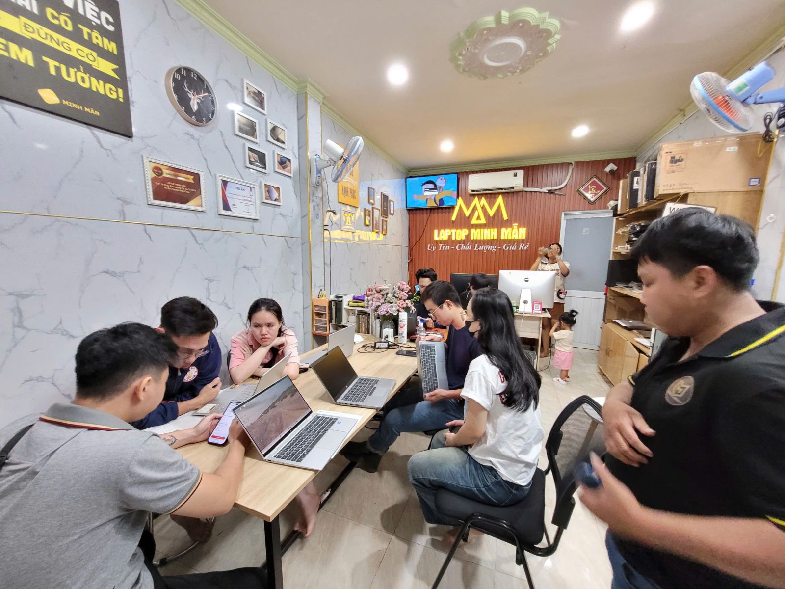 LAPTOP HP PAVILION DƯỚI 10 TRIỆU 2025