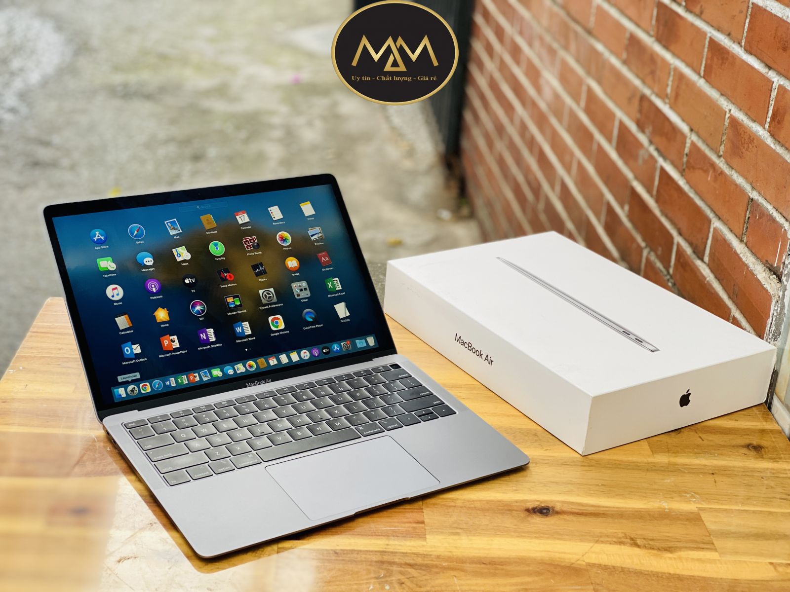 Macbook Ari 2019