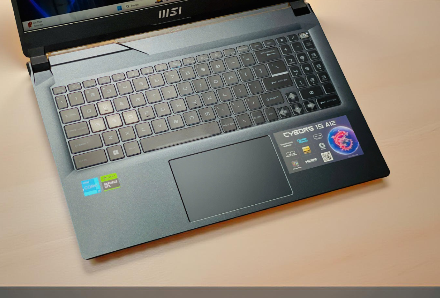 MSI CYBORG 15 A12VE i5 12450H