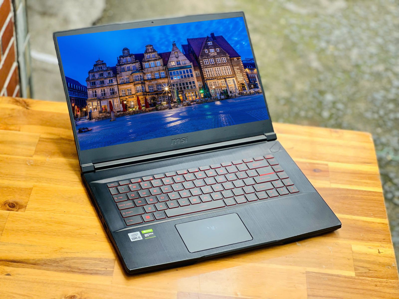 MSI GAMING GF63 THIN 10SC
