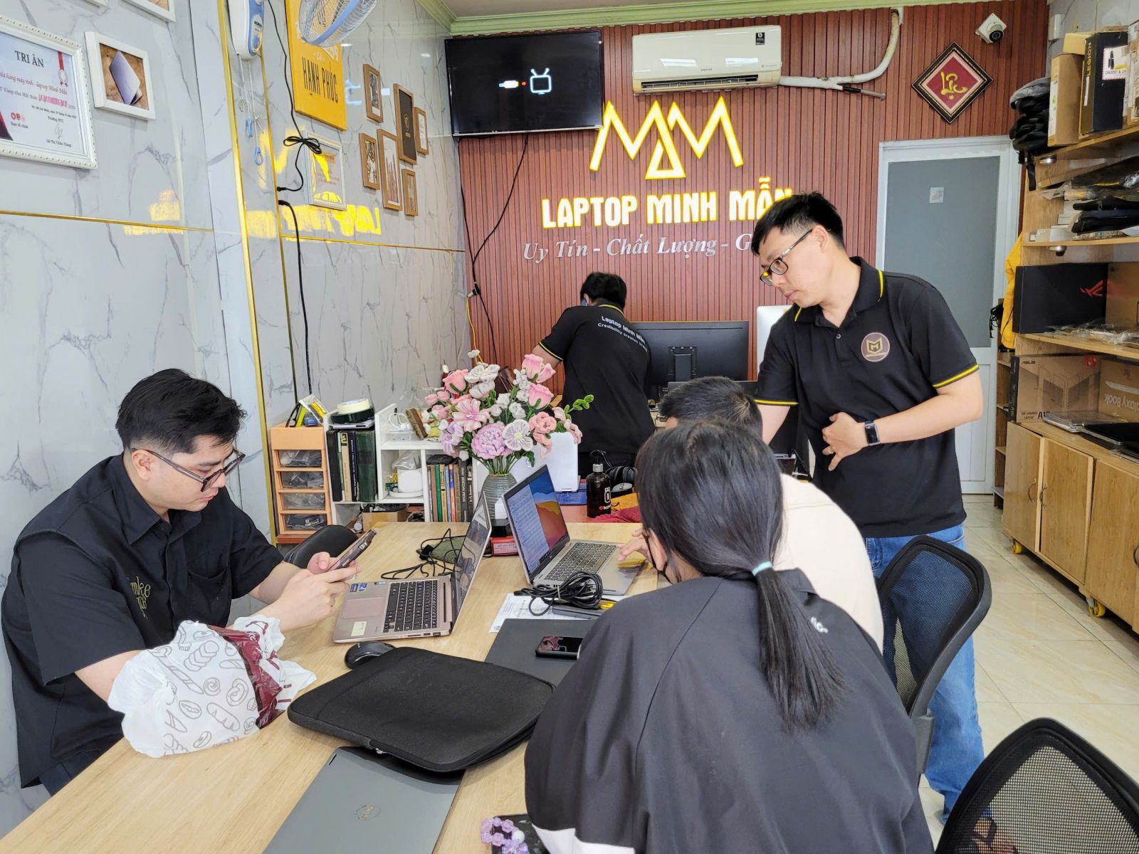 LAPTOP HP PAVILION DƯỚI 10 TRIỆU 2025