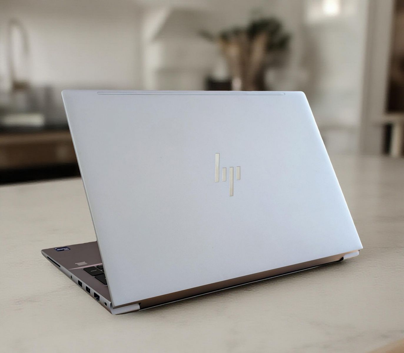 HP ZBOOK FURY 16 G11 i9 14900HX