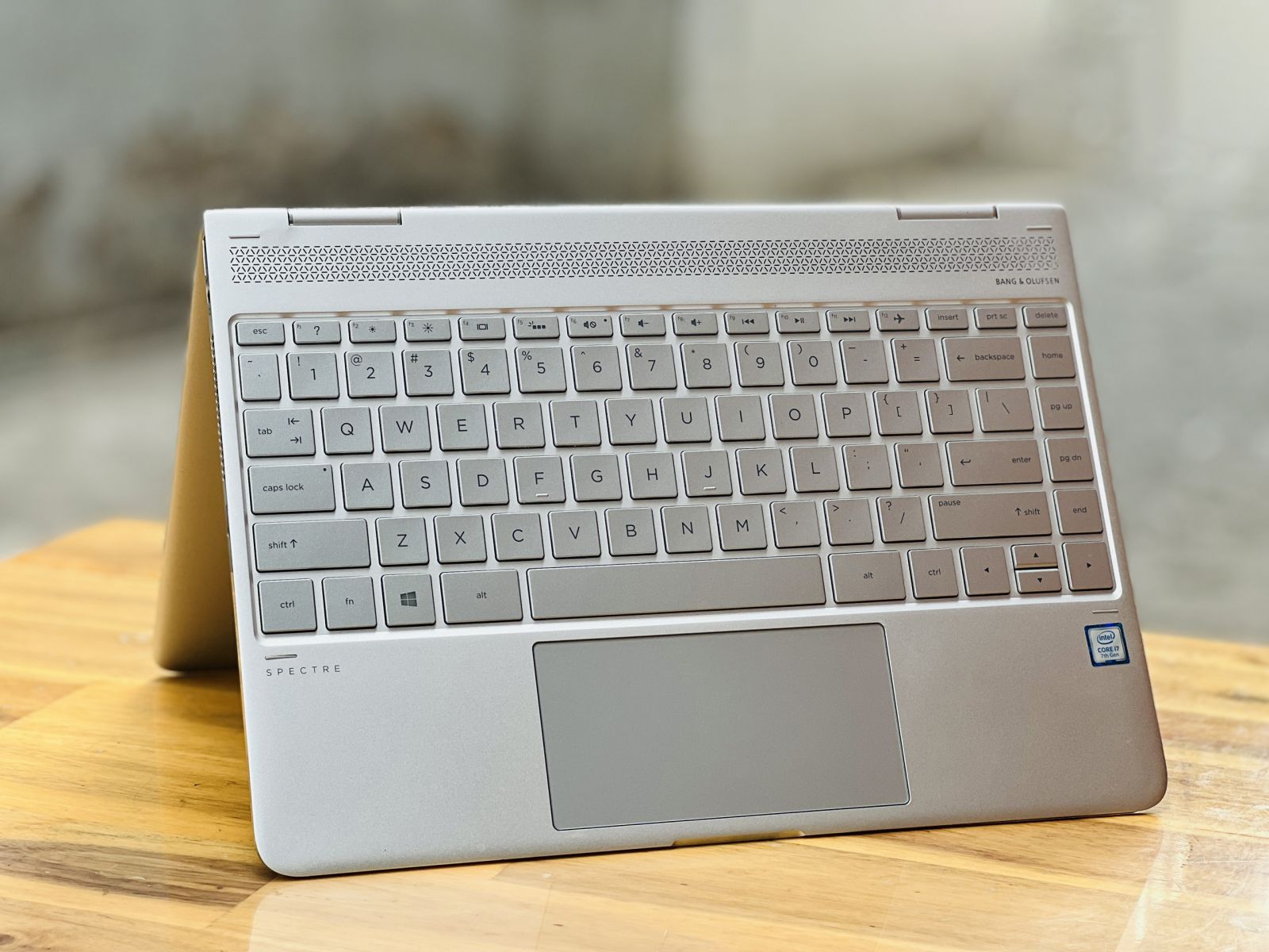 HP SPECTRE DƯỚI 15 TRIỆU ĐÁNG MUA 2025