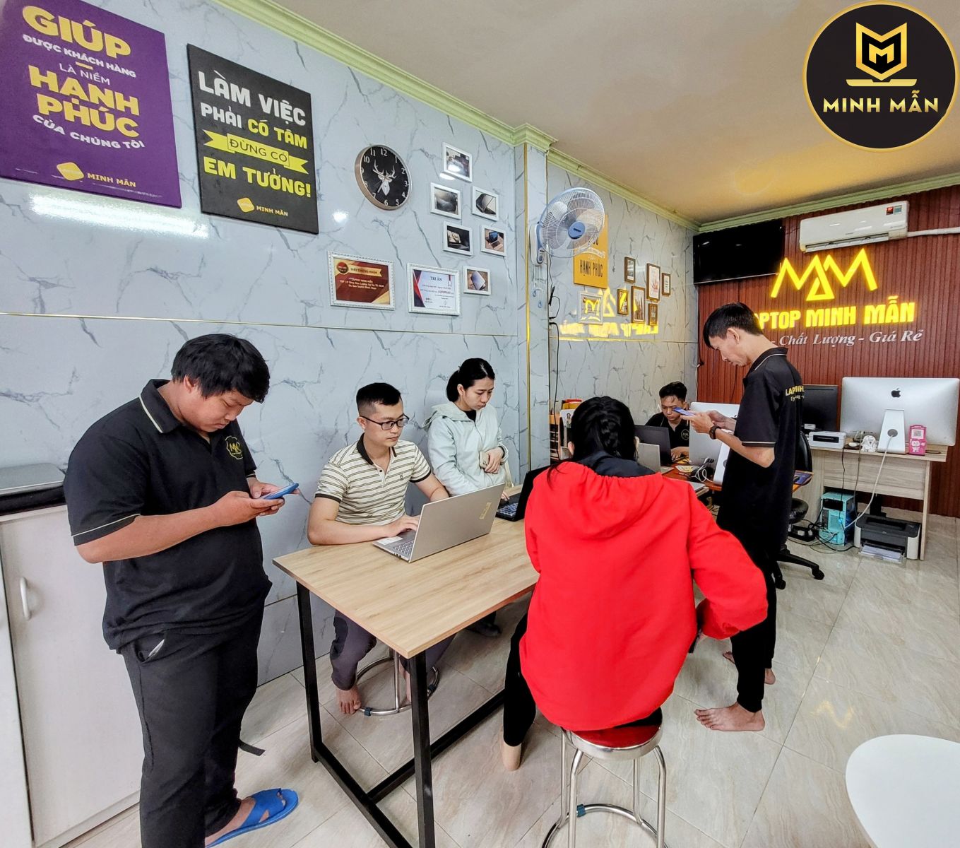 LAPTOP 13INCH MỎNG ĐẸP GIÁ RẺ ĐÁNG MUA