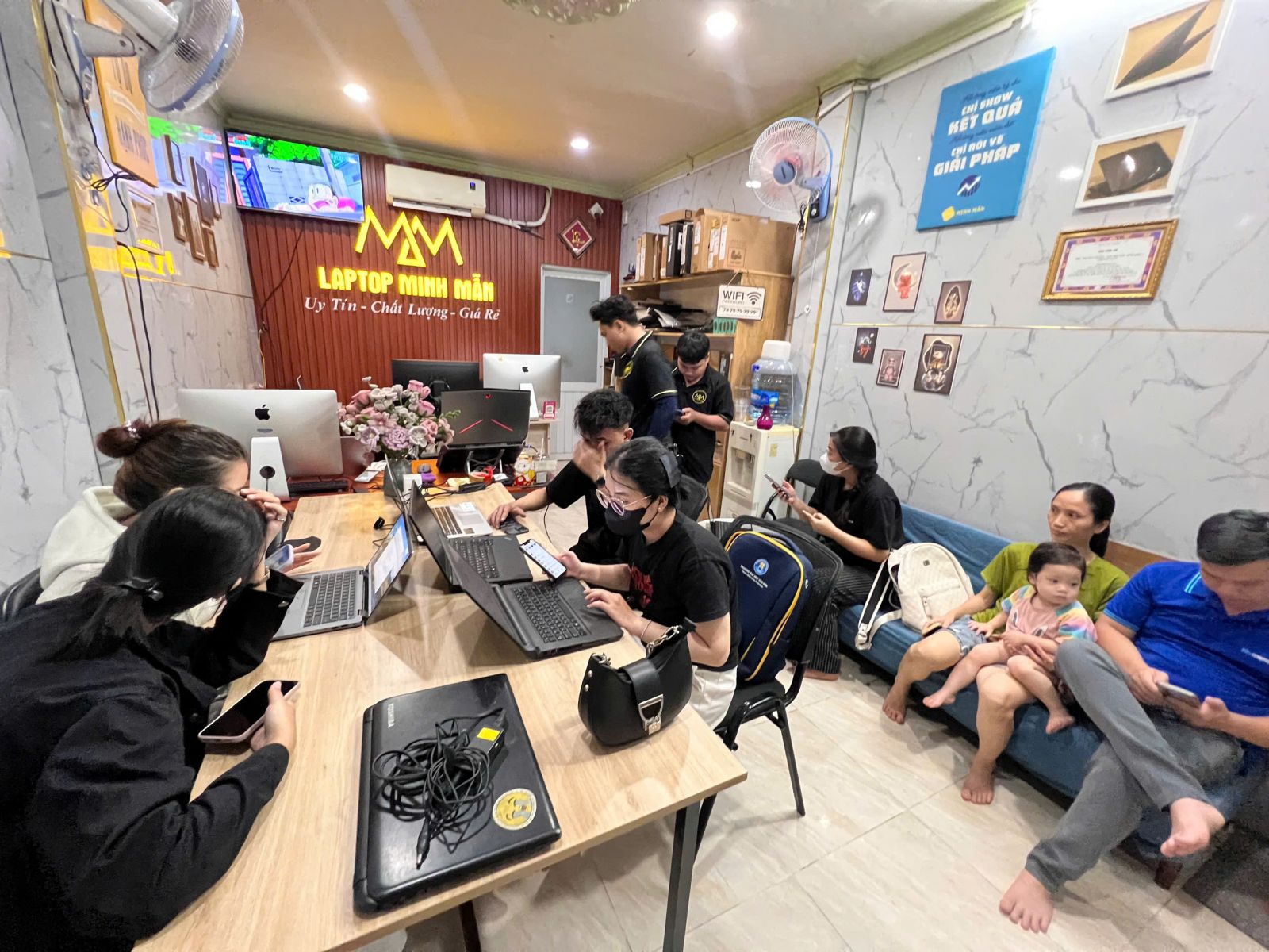 MUA LAPTOP CŨ MỞ FILE EXCEL NẶNG CHO KẾ TOÁN