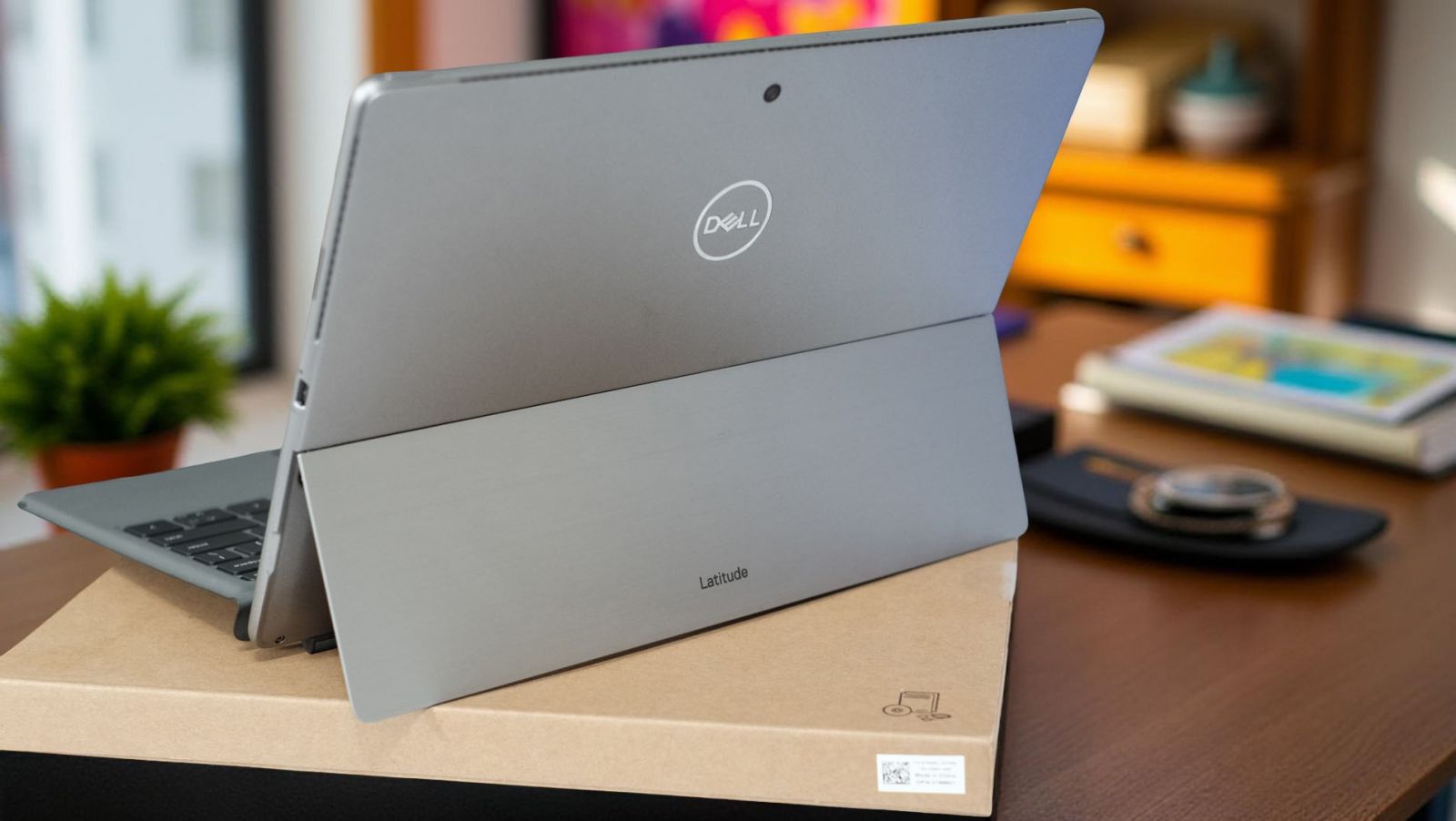LAPTOP CẢM ỨNG THÁO RỜI ĐÁNG MUA 2025