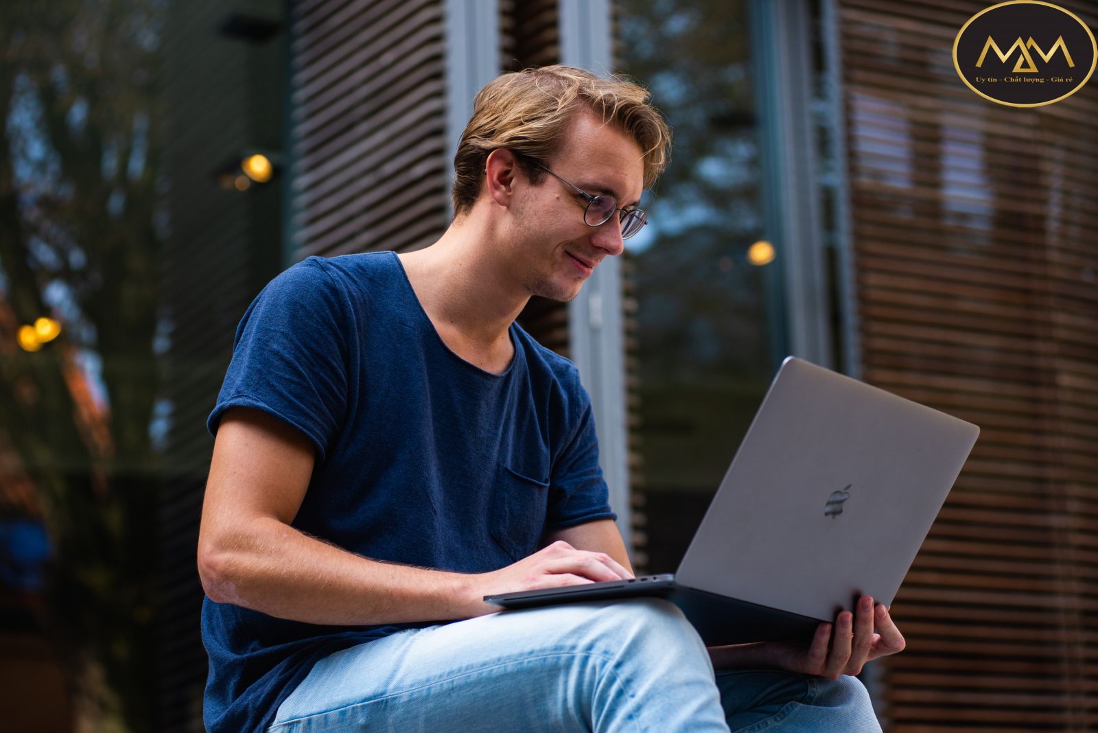 Thu mua laptop mới giá cao quận Tân Bình