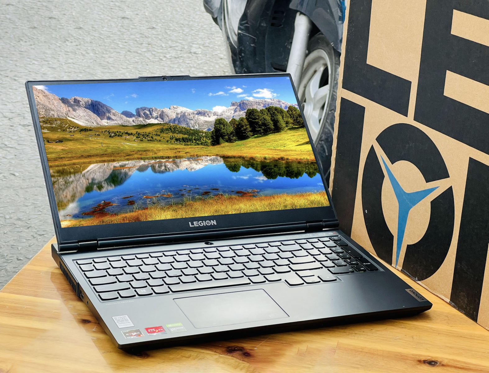 THAY MÀN HÌNH LENOVO LEGION 5