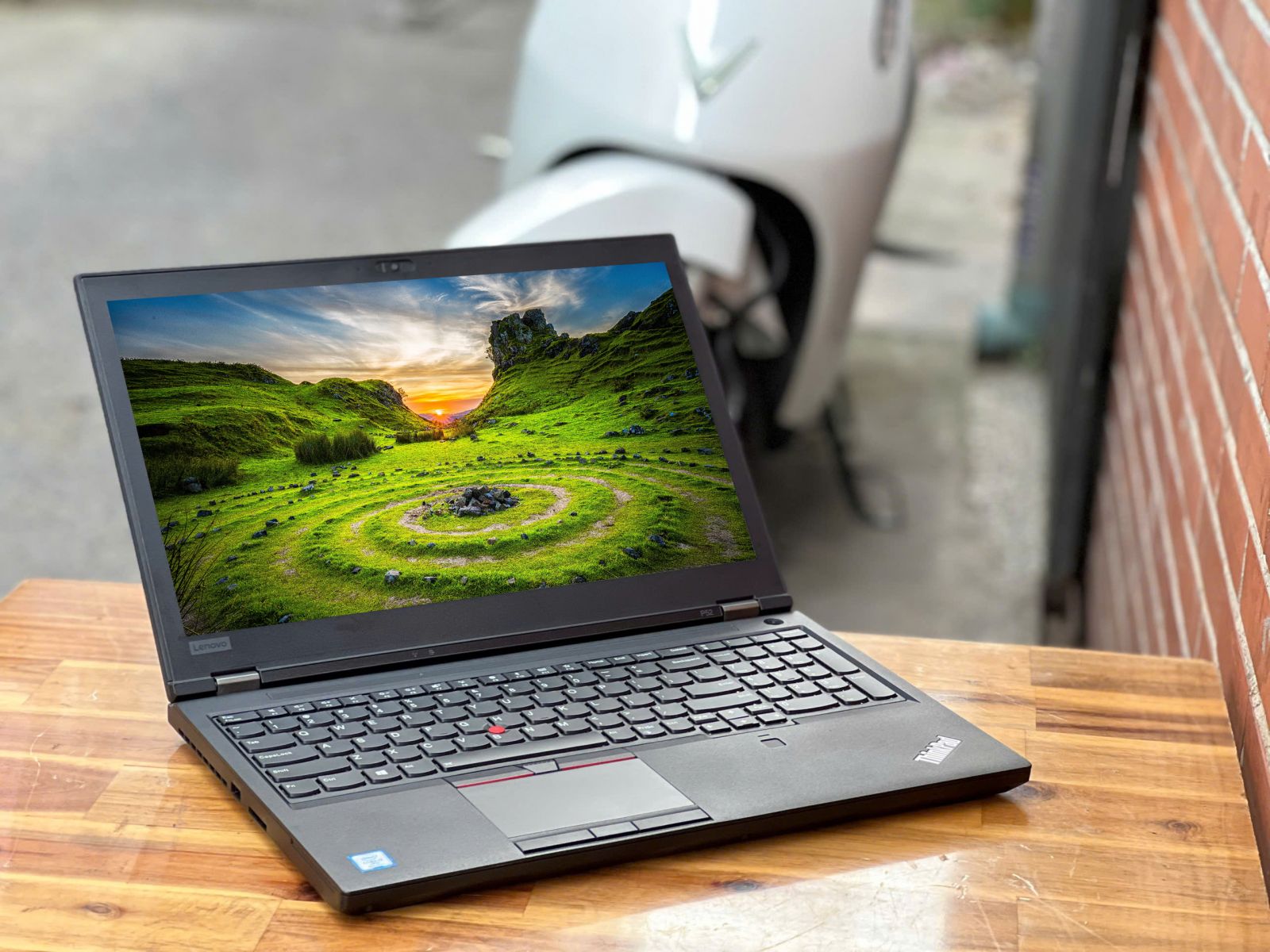 LENOVO THINKPAD P52 i7 8850H