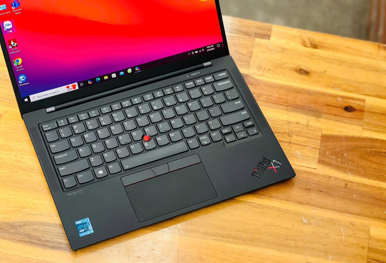 THINKPAD X1 CARBON GEN 9