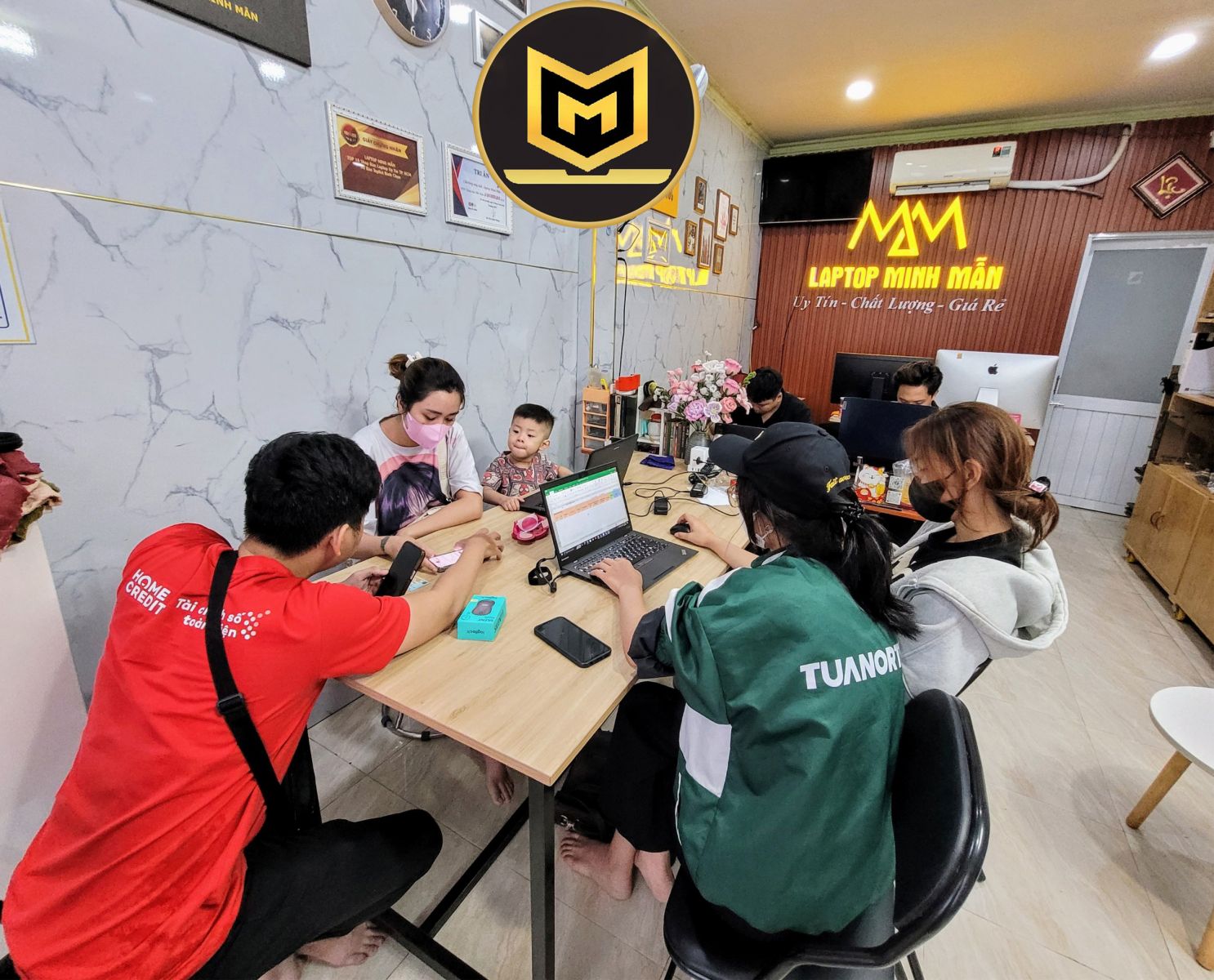 THU MUA LAPTOP MỚI GIÁ CAO TPHCM