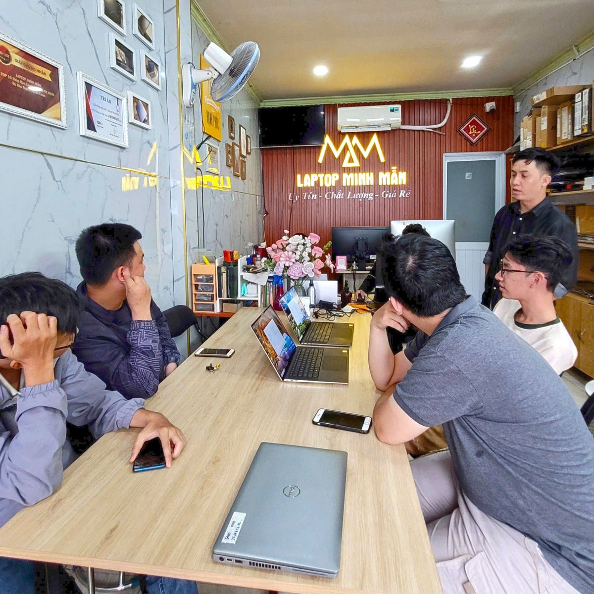 THU MUA LAPTOP CŨ GÒ VẤP