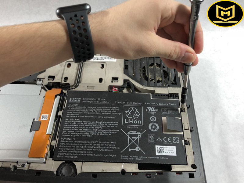 Thay-pin-laptop-Dell-quận-5