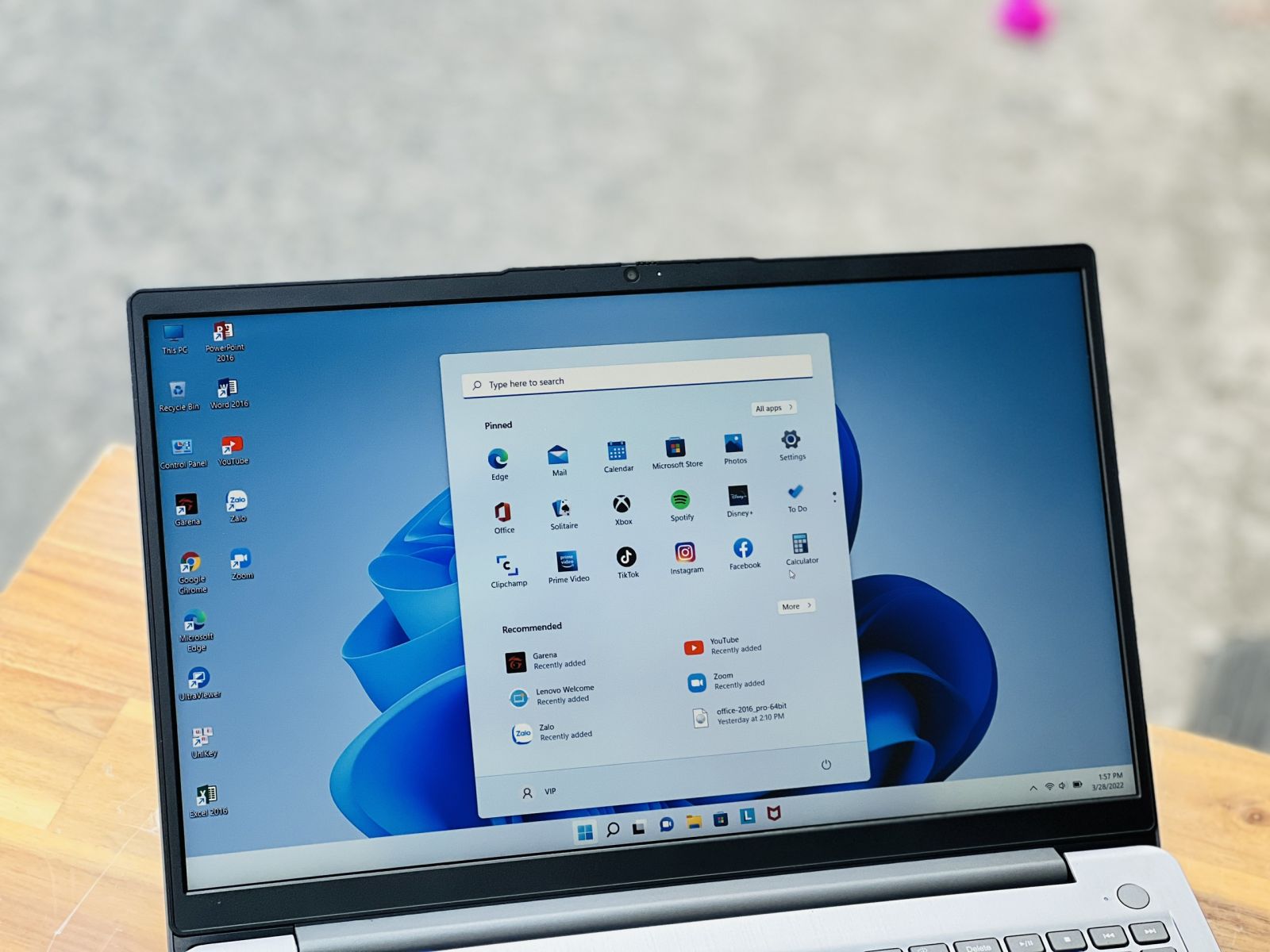 Hình ảnh Lenovo Idepad 3 15ITL6 i5 1135G7