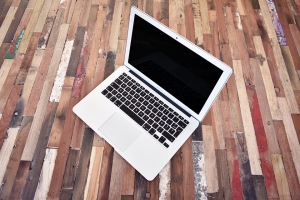 MUA LAPTOP CŨ GIÁ RẺ TẠI SÀI GÒN