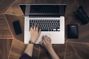 MUA LAPTOP CŨ TRẢ GÓP BẰNG THẺ TÍN DỤNG