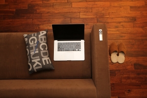MÁCH BẠN NÊN MUA LAPTOP CŨ Ở ĐÂU UY TÍN TPHCM