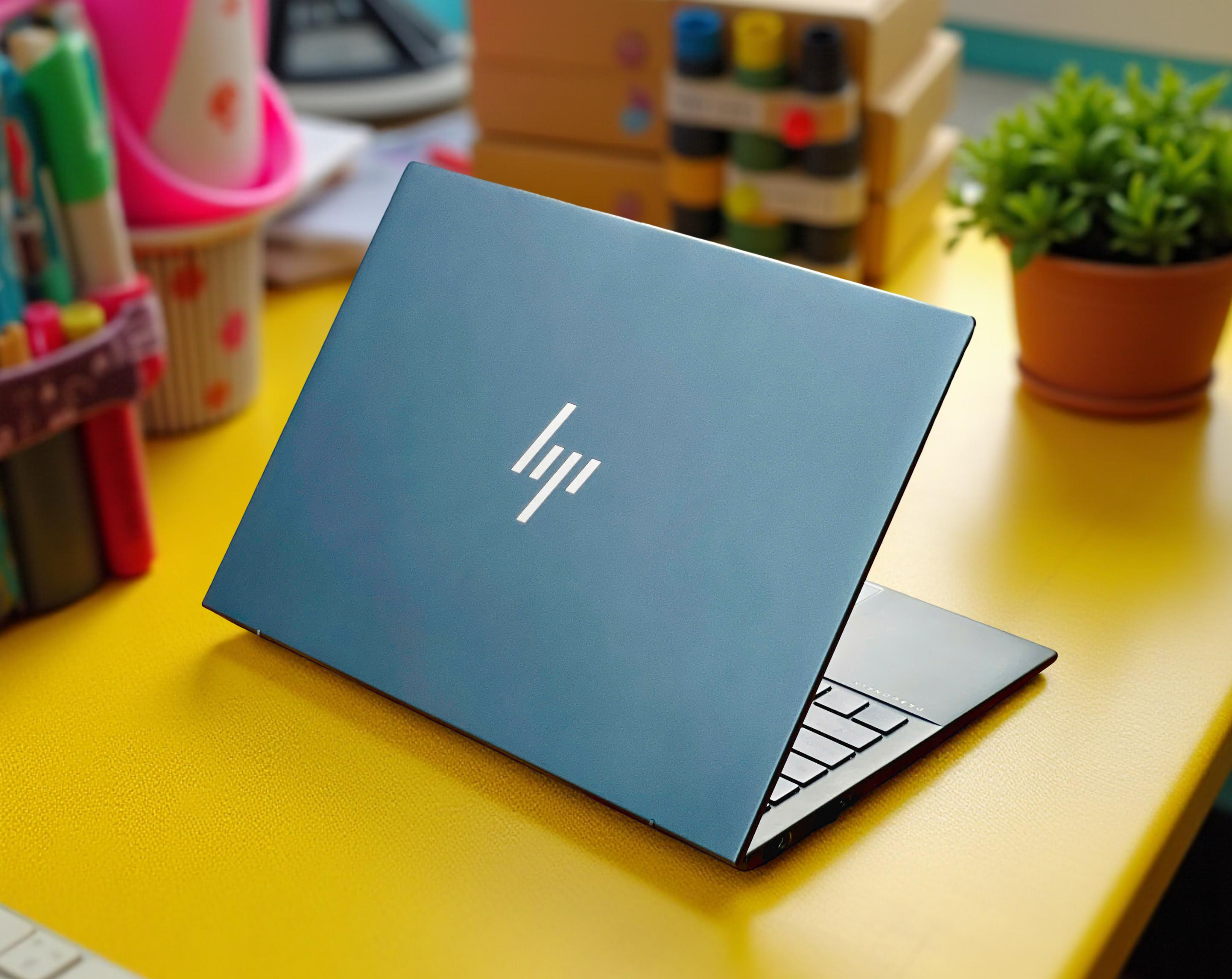 LAPTOP HP ELITEBOOK DRAGONFLY G3 i7 1265U 13.5 INCH FHD+ CẢM ỨNG SIÊU NHẸ CAO CẤP GIÁ RẺ