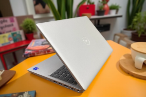 LAPTOP DELL PRECISION 3560 i7 1185G7 NVIDA QUADRO T500 CHUYÊN VĂN PHÒNG ĐỒ HỌA GIÁ RẺ