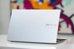 SO SÁNH ASUS VIVOBOOK GO 15 RYZEN 5 VÀ HP FC RYZEN 5