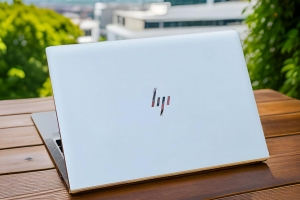 LAPTOP HP ELITEBOOK 840 G7 i7 10610U RAM 16GB SSD 256GB VỎ NHÔM SIÊU BỀN GIÁ RẺ